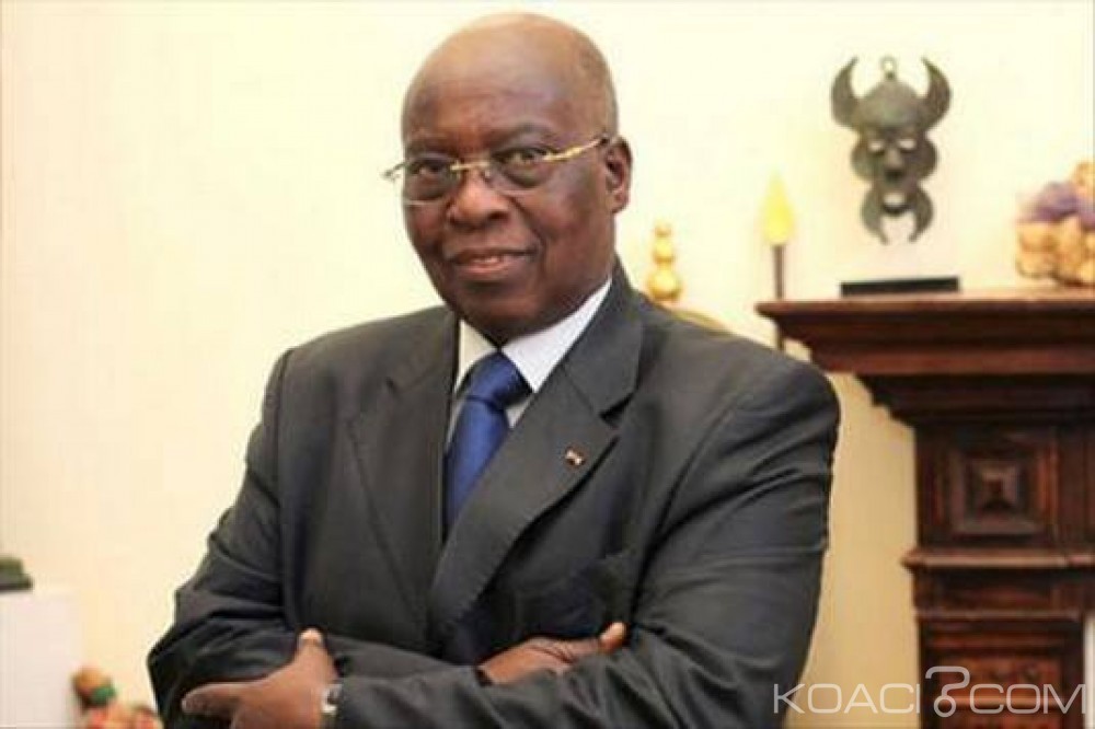 Togo : Le ministre Ayassor débarqué, Yaya embarqué