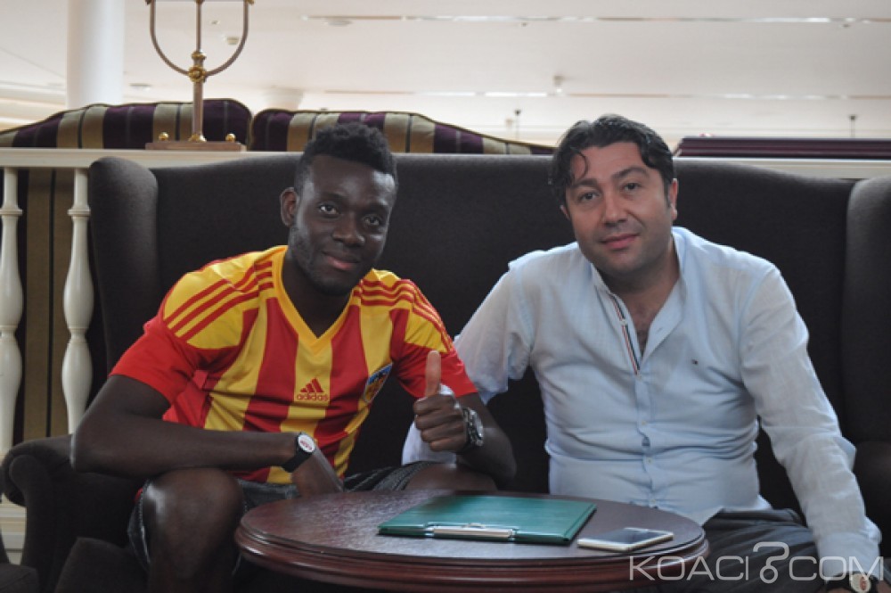 Burkina Faso: L'international Alain Traoré signe à  Kayerispor en Turquie pour 2 ans