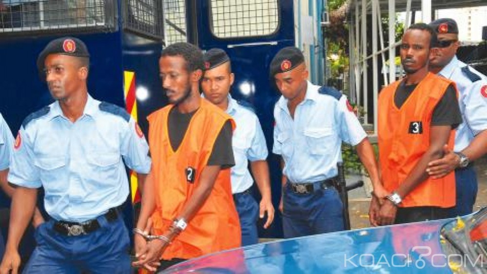 Somalie: 12 pirates condamnés à  cinq ans de prison pour l'attaque d'un porte-conteneurs