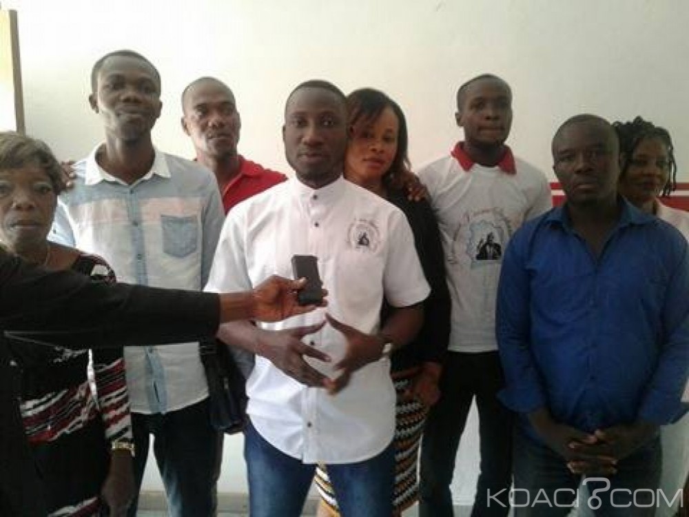 Côte d'Ivoire: Stéphane  Kipré veut «gà¢ter» les «prisonniers politiques», leurs enfants et les femmes mères dès ce samedi