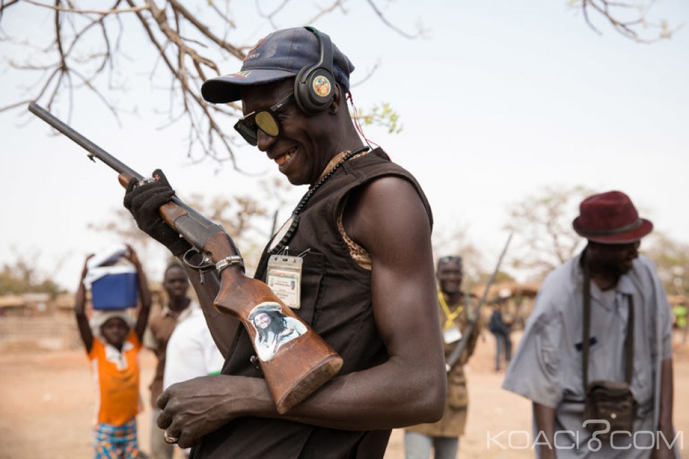Burkina Faso: Un membre d'un groupe d'autodéfense arrêté pour avoir abattu un jeune et blessé un autre