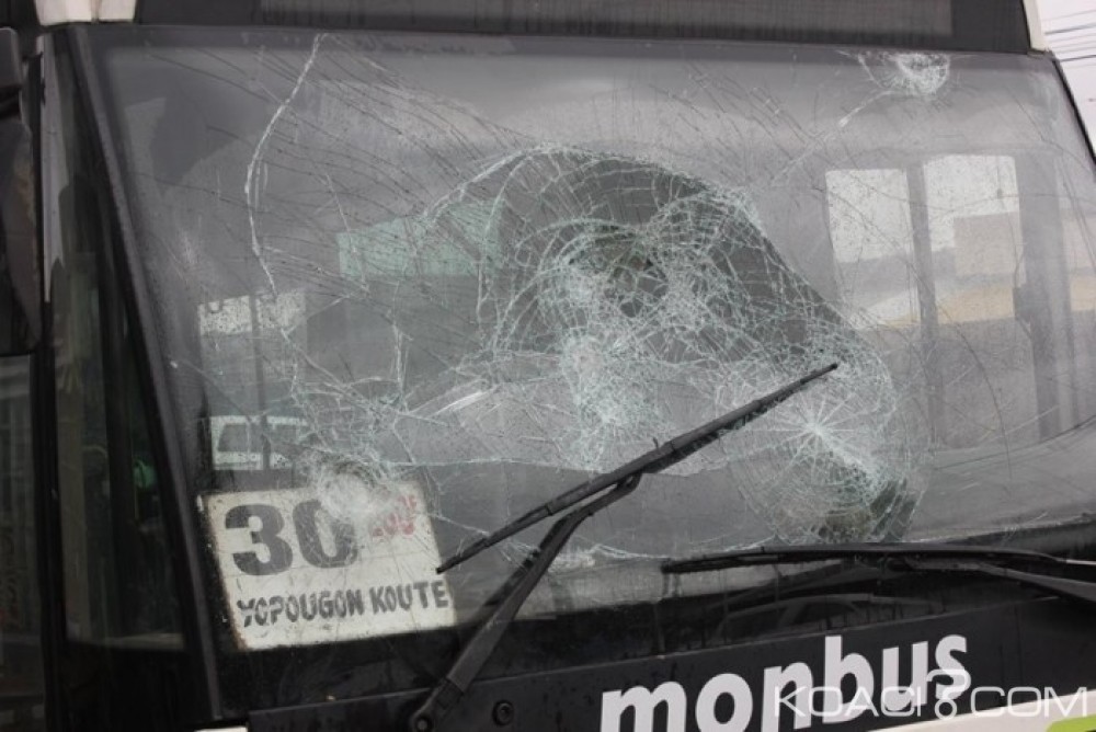 Côte d'Ivoire: Déguerpissement à  Adjamé, la Sotra une nouvelle fois victime des vandales, 2 bus saccagés