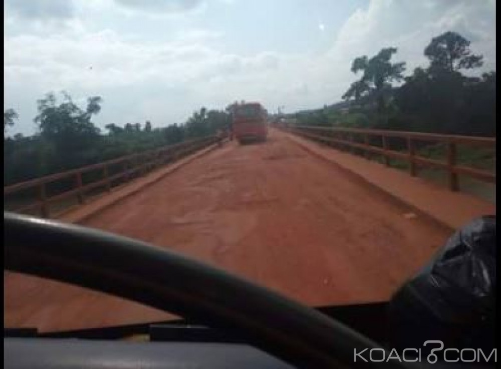 Côte d'Ivoire: Infrastructures routières, le pont Comoé se «meurt»