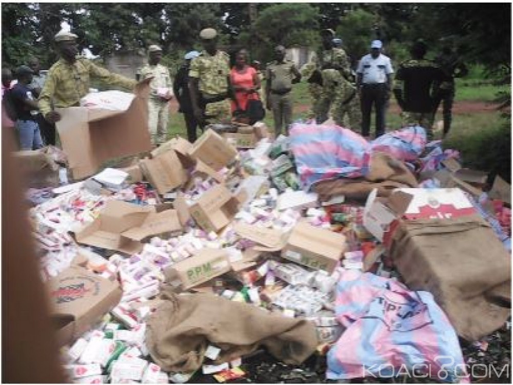 Côte d'Ivoire: Daloa, des marchandises frauduleuses d'une valeur de 38 millions de FCFA incinérées par les Douanes