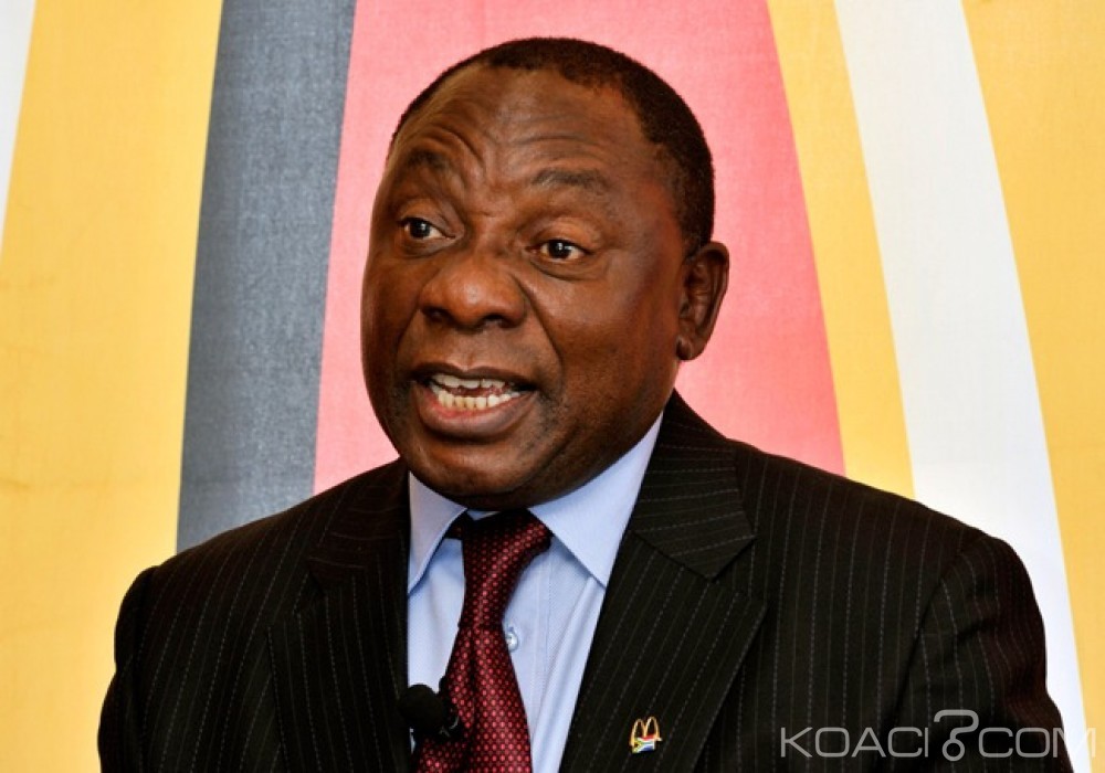Afrique du Sud: Le vice-Président hué lors d'une présentation de préservatifs «bruyants»