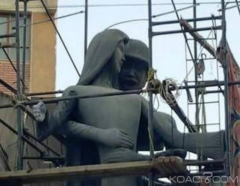Egypte:  Un sculpteur sommé  de modifier sa statue jugée «indécente»