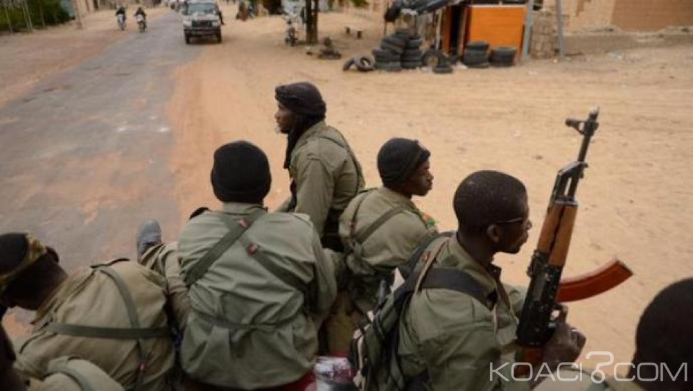 Mali:  Embuscade contre l'armée malienne entre Douentza et Boni, trois morts