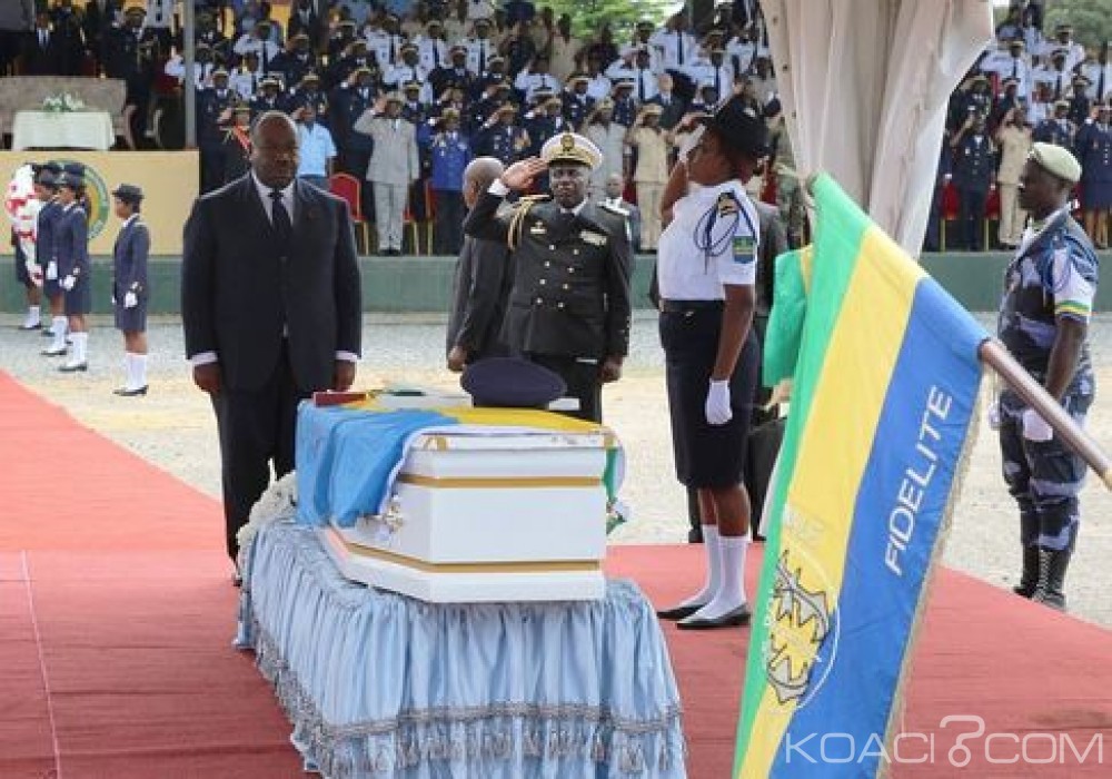 Gabon: En attendant le verdict de la Cour, le président Bongo rend hommage au policier tué à  Oyem