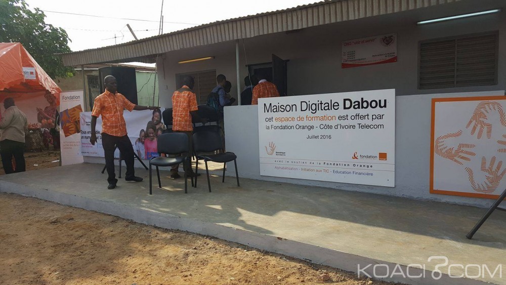 Côte d'Ivoire: Orange fondation honore les apprenantes et les formateurs de la maison digitale de Dabou
