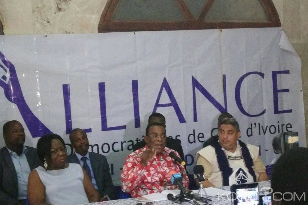 Côte d'Ivoire: Affi N'guessan annonce un sit-in pendant que Ouattara présente «sa constitution taillée sur mesure» aux députés