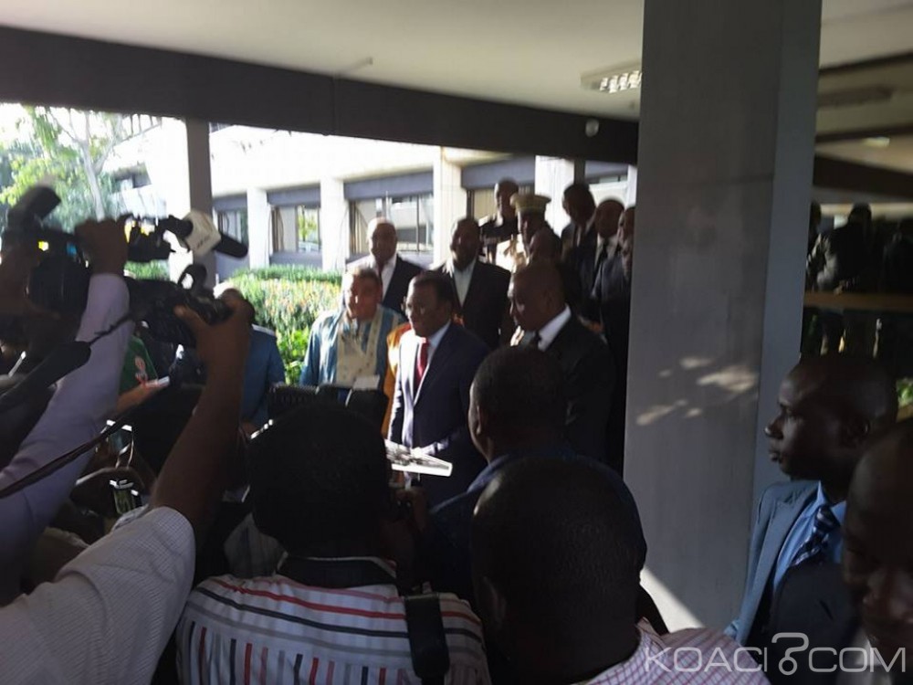Côte d'Ivoire: Sit-in contre la constitution, Hamed Bakayoko émet des réserves, Affi maintient  le suspens