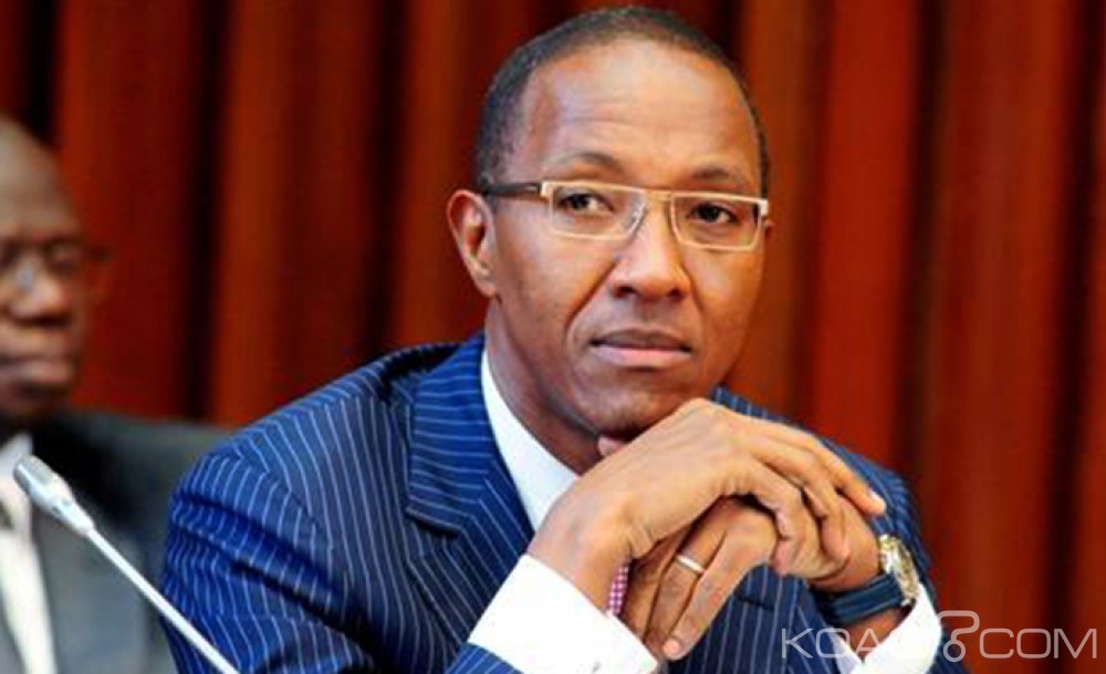Sénégal: L'ancien premier ministre Abdoul Mbaye interdit de voyager hors du pays