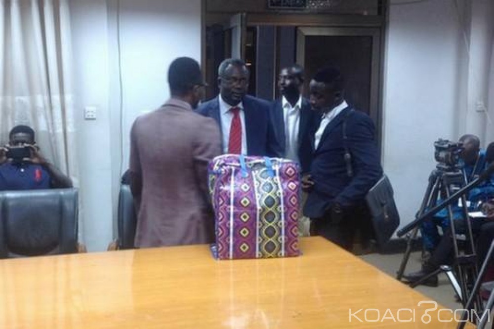 Ghana: Cautions pour les législatives, mésaventure pour les 275 candidats du parti IPP