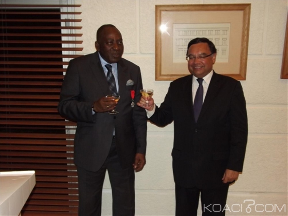 Côte d'Ivoire: Mabri Toikeusse, pleure l'ambassadeur Claude Béké décédé le 17 septembre 2016 à  Paris