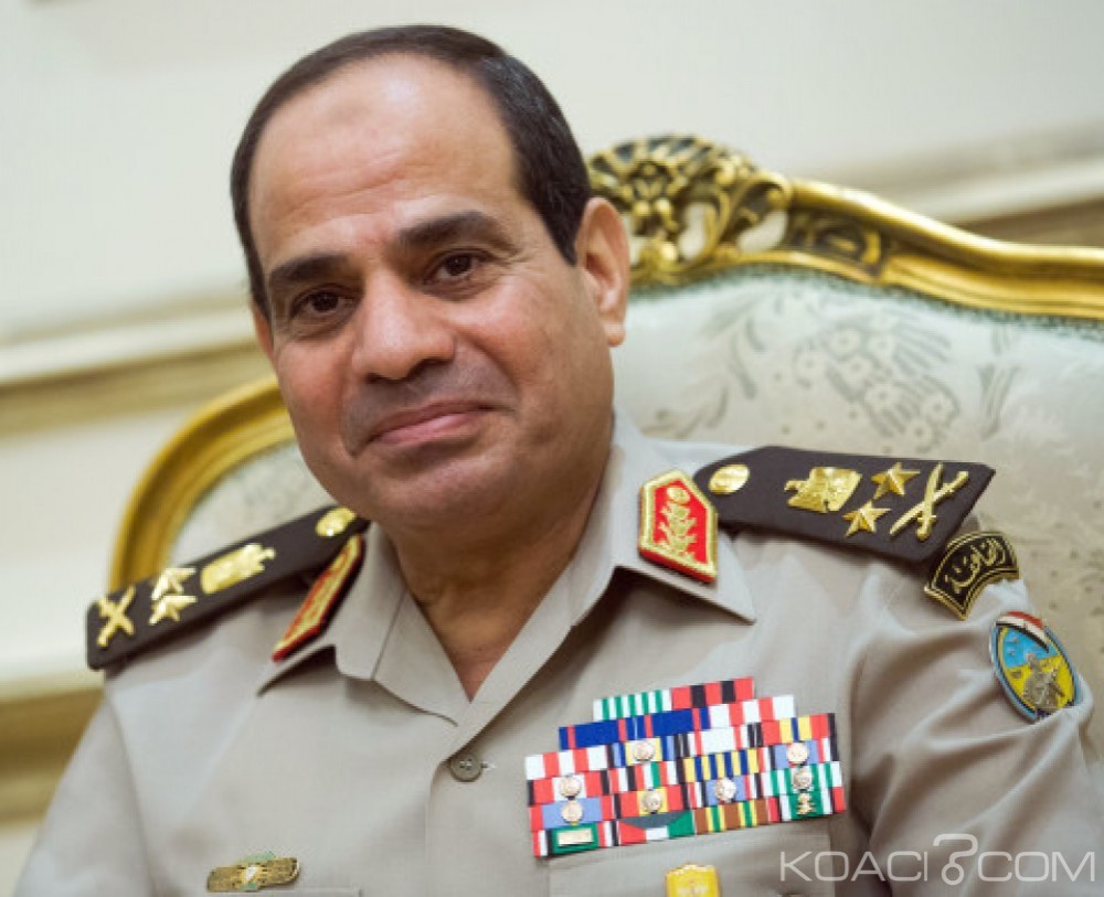 Égypte: Frappes aériennes de l'armée après un attentat meurtrier, Al Sissi défend des réformes difficiles