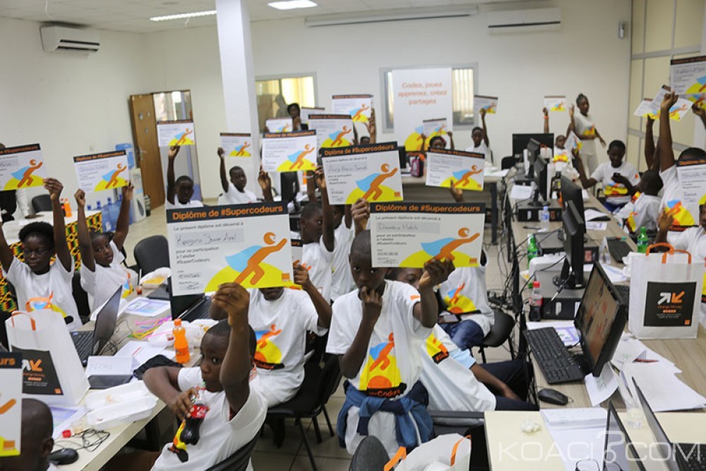 Côte d'Ivoire: Orange initie les enfants au code informatique avec «supercodeurs»