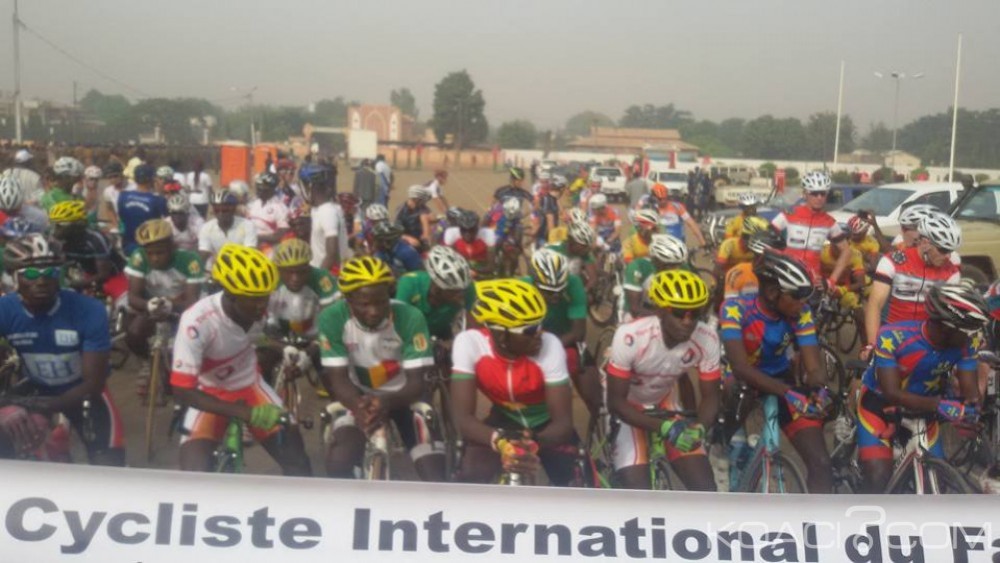 Burkina Faso: Départ du Tour du Faso à  la place de la Nation