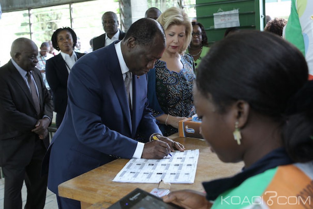Côte d'Ivoire: Faible participation, Ouattara remonté contre l'équipe de campagne du «Oui»