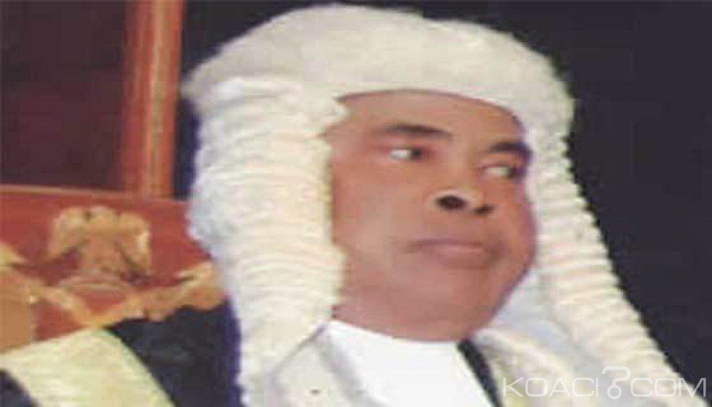 Nigeria: Des millions de nairas et des passeports découverts au domicile d'un magistrat