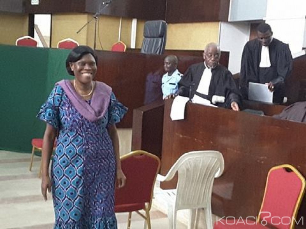 Côte d'Ivoire: Assises, la Défense de Simone Gbagbo décide de ne plus participer au procès parce que le juge ne veut plus faire comparaître certains témoins