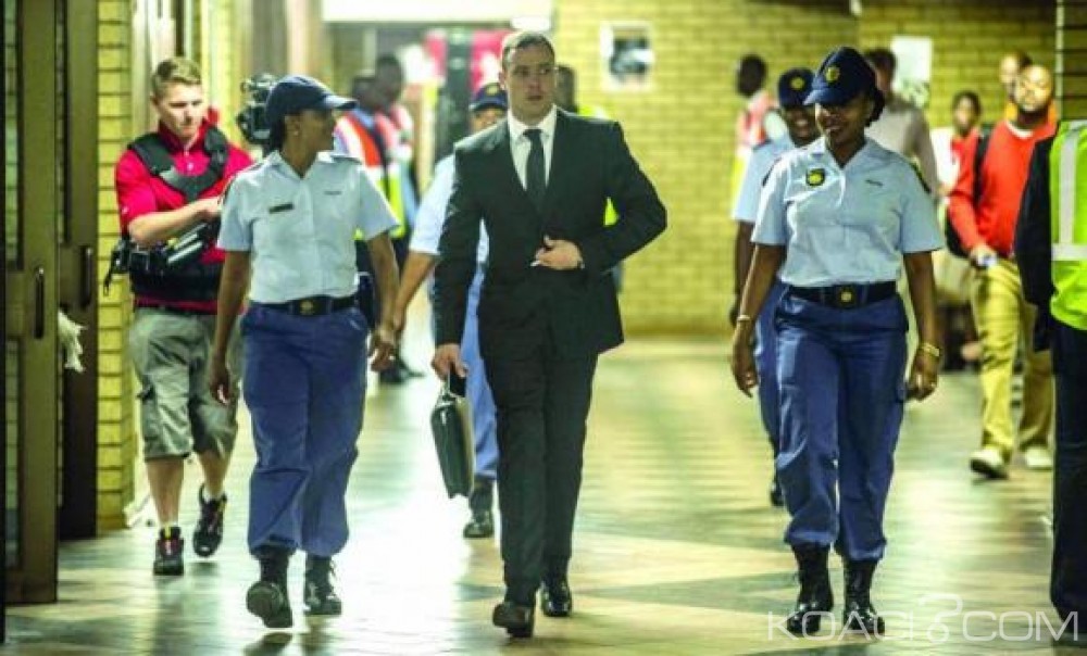 Afrique du Sud:  Pistorius  transféré dans une nouvelle prison  de Pretoria