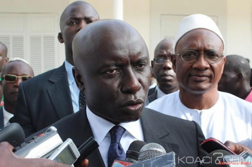 Sénégal: Après l'avoir qualifié de «deal international», Idrissa Seck fuit désormais le débat sur l'affaire Karim Wade