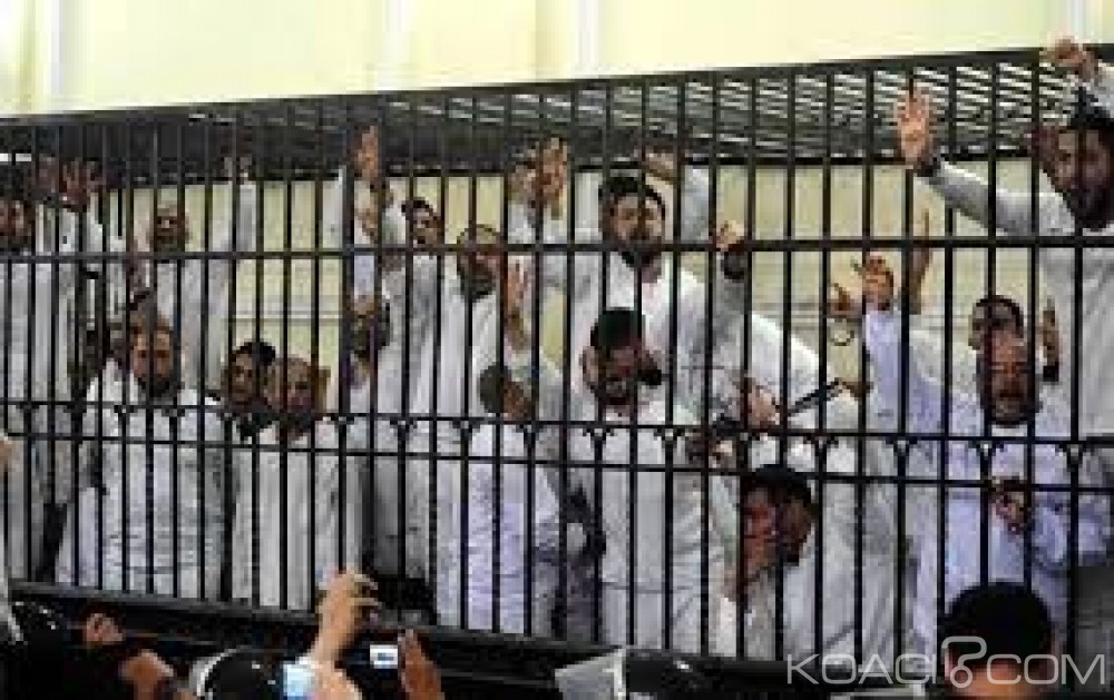 Egypte:  Abdel Fattah al Sissi gracie 82 prisonniers  dont des étudiants