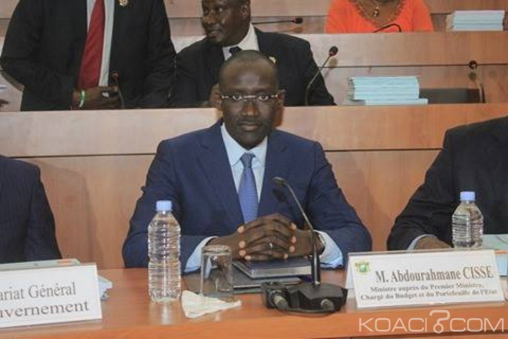 Côte d'Ivoire : Le ministre Abdourahmane Cissé annonce le démarrage des activités de la CMU en janvier avec les étudiants