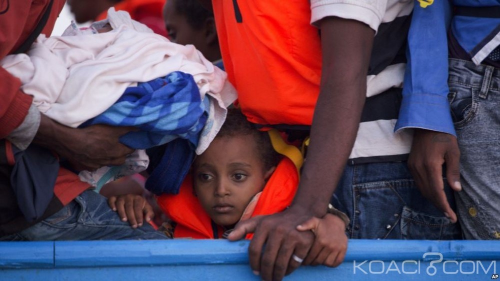 Maroc:   4 migrants clandestins morts noyés, 34 migrants secourus au large