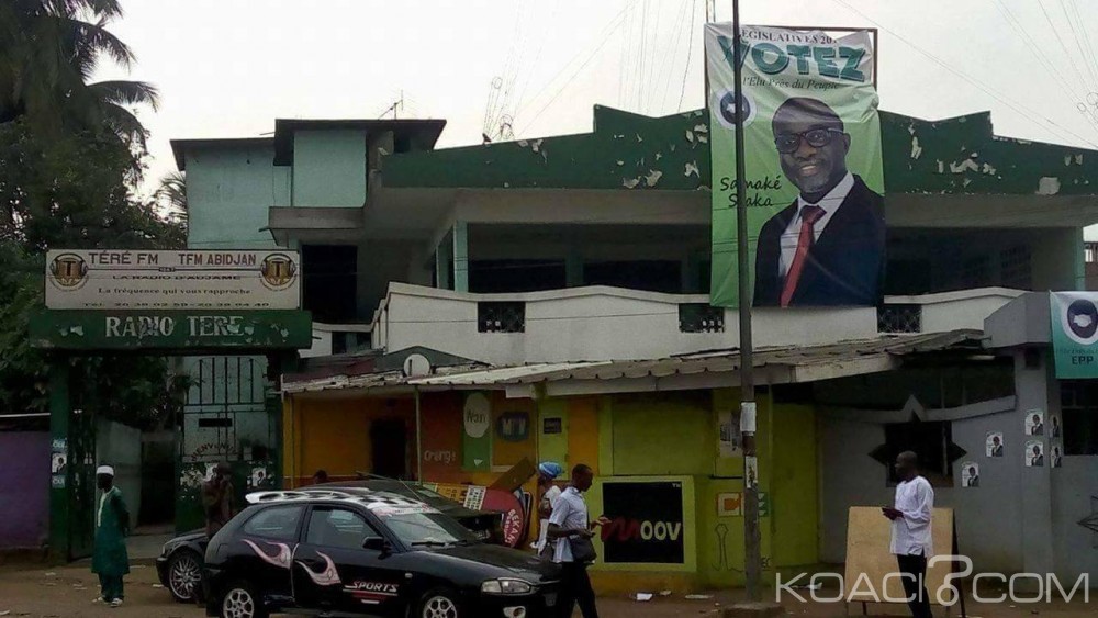 Côte d'Ivoire: Législatives à  Adjamé, un candidat indépendant utilise le siège de la radio communale comme QG de campagne