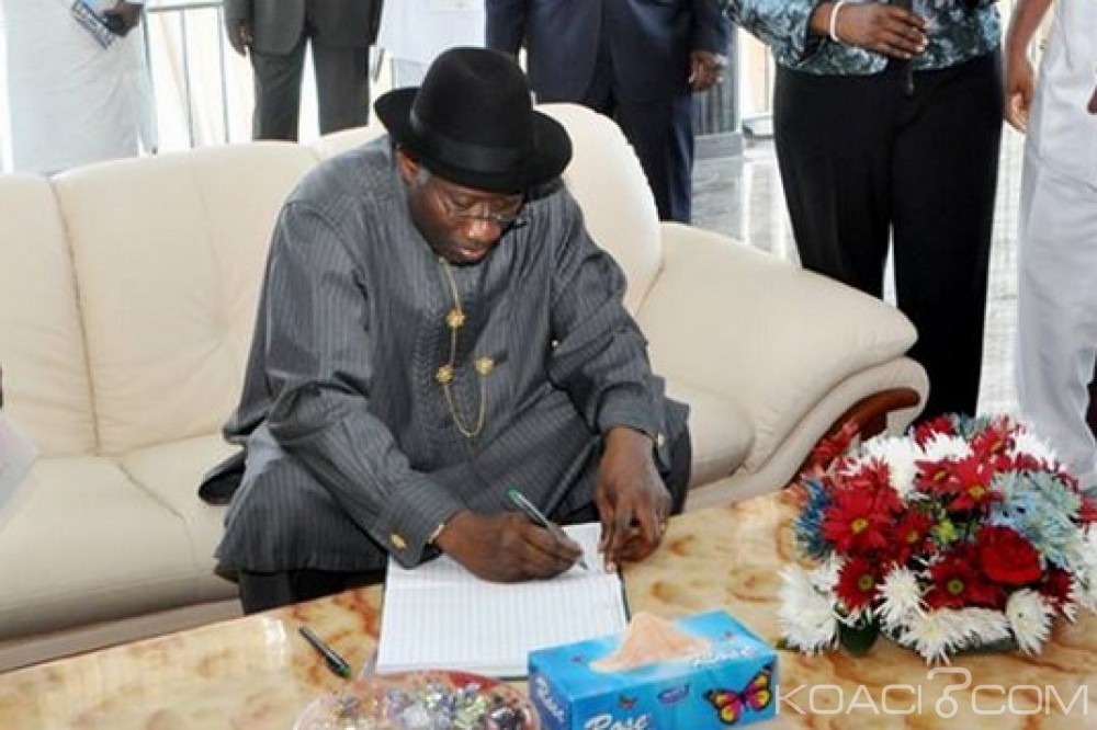 Nigeria: Ce que Goodluck a écrit à  Buhari pour son 74e anniversaire