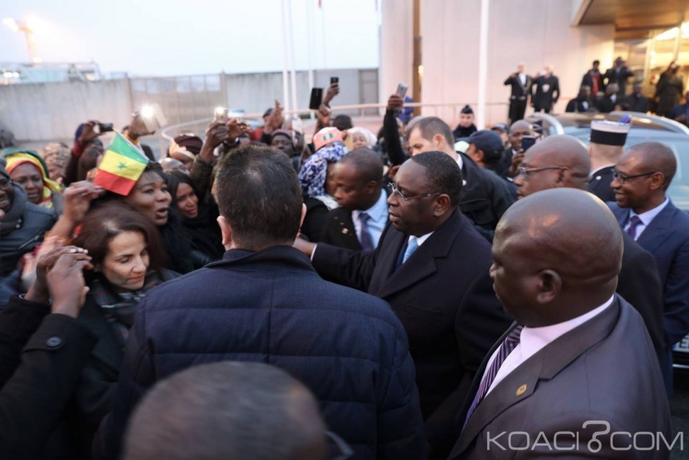 Sénégal: En visite d'Etat en France, l'opposition taxe Macky Sall de «Yahya Jammeh numéro 1» et révèle qu'il coûte 40 millions par jour au sénégalais