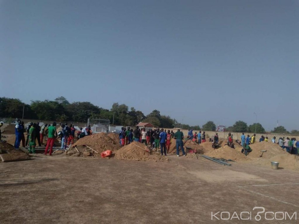 Burkina Faso: Inhumation des soldats tués lors de l'attaque de Nassoumbou