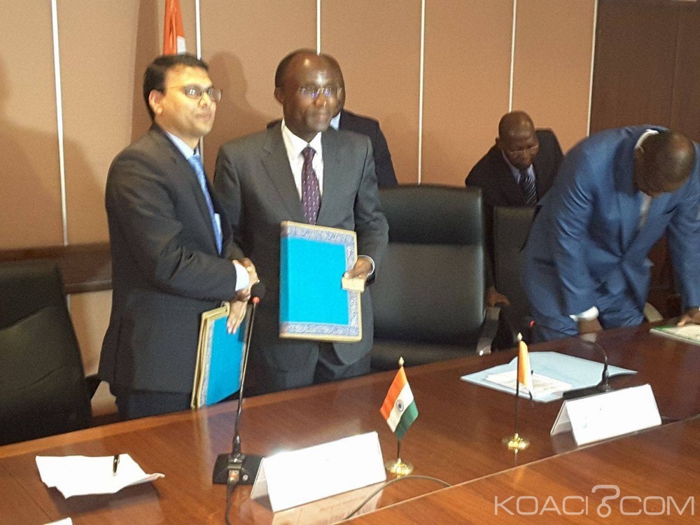Côte d'Ivoire: Abidjan signe un accord de prêt de plus de 53 milliards avec Eximbank pour l'acquisition de 500 bus TATA