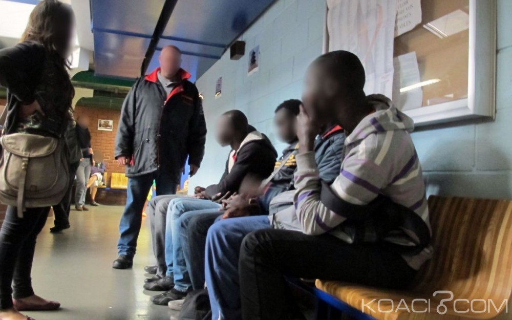 Mali:  Des migrants déportés de France, refoulés à  leur arrivée à  Bamako