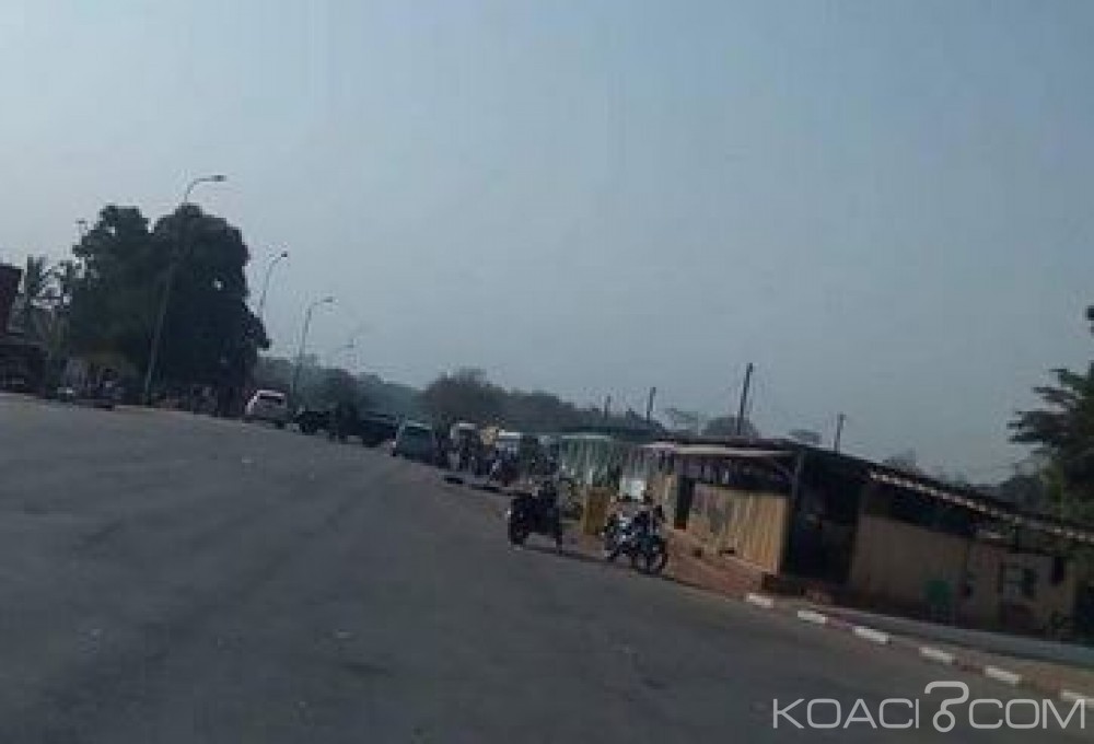 Côte d'Ivoire: Korhogo et Daloa, les militaires ordonnent aux commerces de fermer