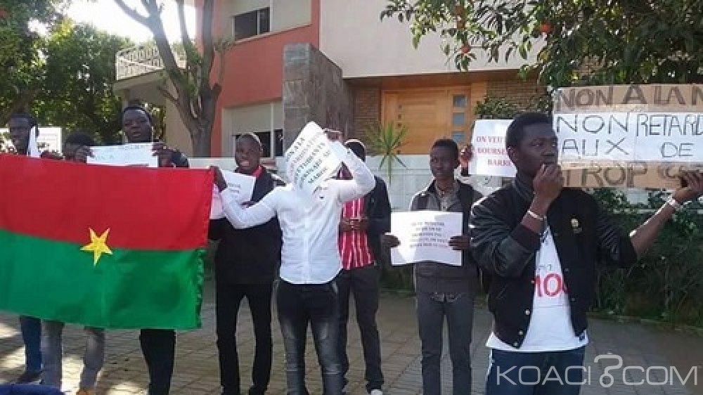 Maroc: Des étudiants burkinabè manifestent pour le paiement de leurs bourses
