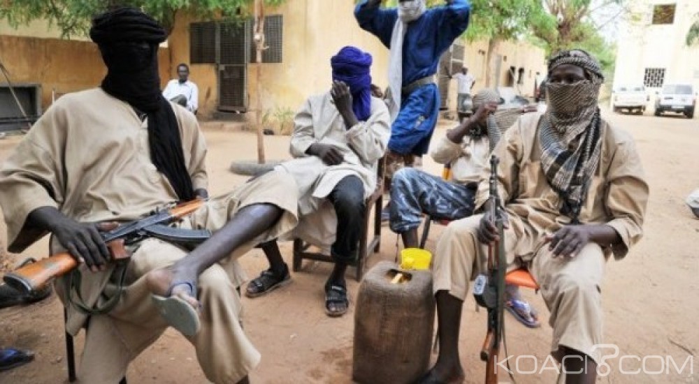 Mali:  Al-Mourabitoune revendique une attaque contre  l'armée  à  Ansongo