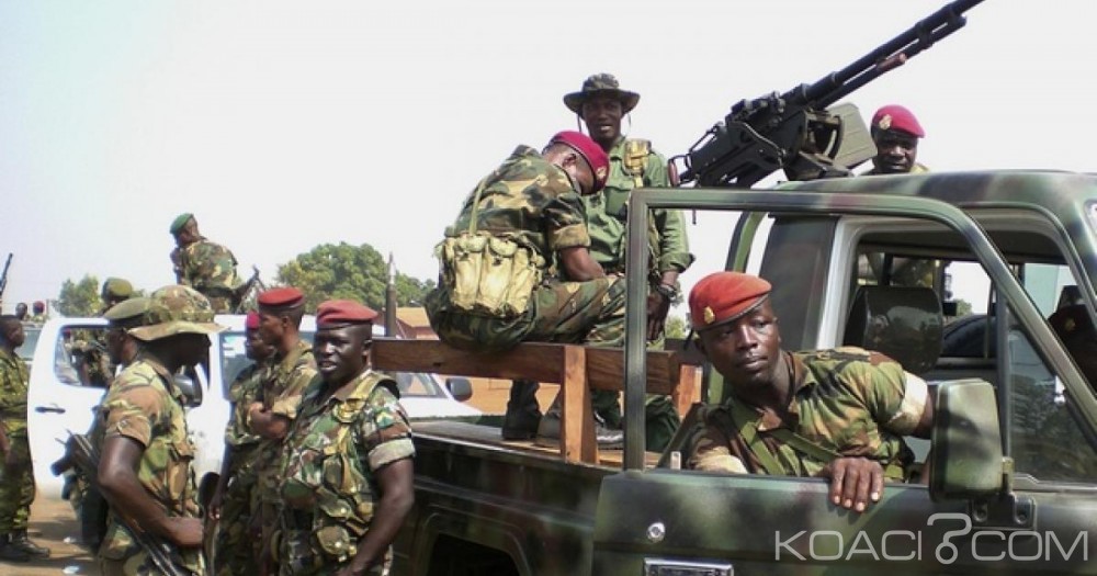 Guinée: Alors que Yahya Jammeh est annoncé dans le pays, des tirs ont été entendus au camp Alpha Yaya Diallo de Conakry