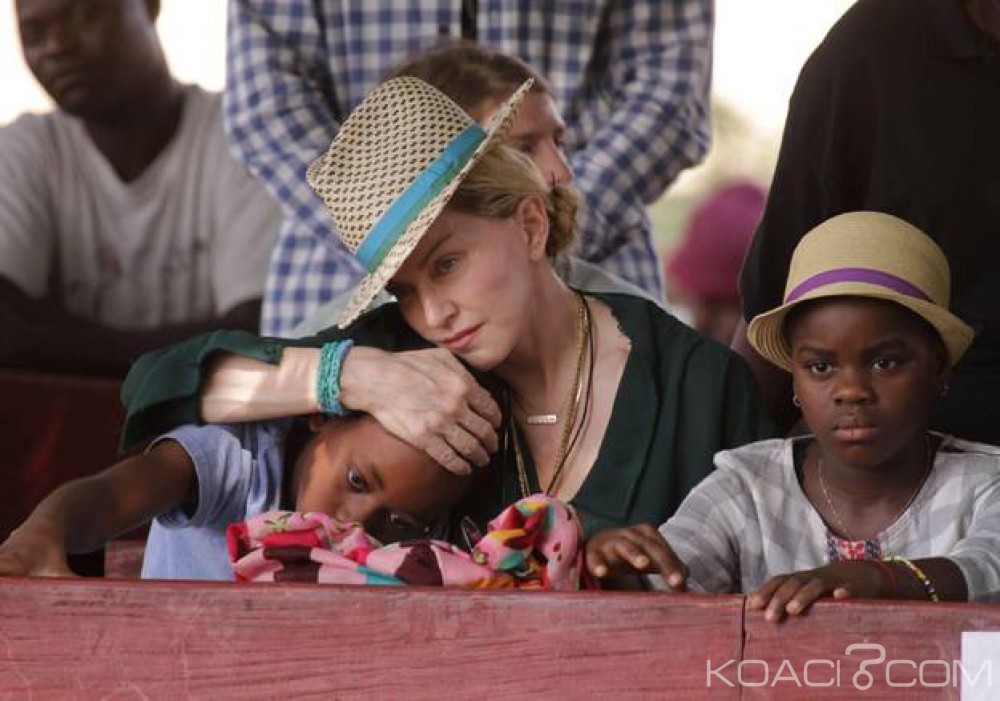 Malawi:  Madonna  dément vouloir adopter deux nouveaux enfants