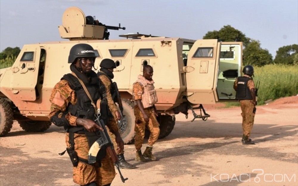 Burkina Faso: Une cache d'armes, de carburant et de vivres appartenant à  des terroristes, découvert par l'armée au Sahel