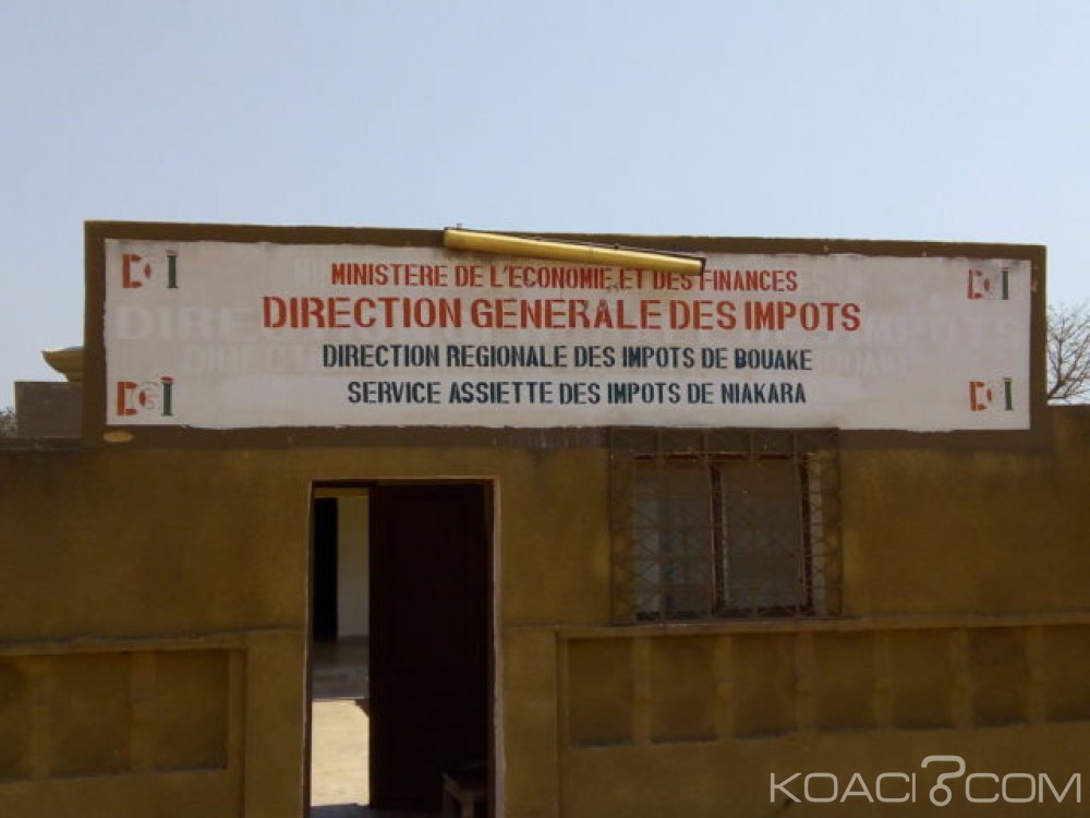 Côte d'Ivoire: Les impôts ont enregistré une recette fiscale de 1821 milliards de FCFA en 2016 et visent 2100 milliards en 2017