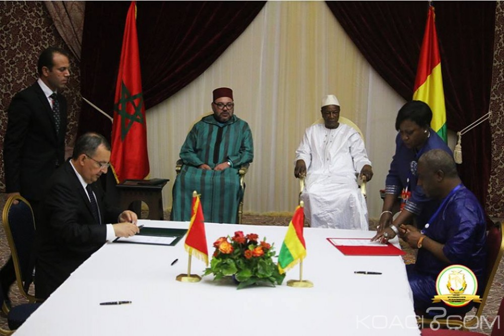 Koacinaute: Le Roi Mohammed VI et le Président guinéen, Alpha Condé, président la cérémonie de signature d'accords bilatéraux