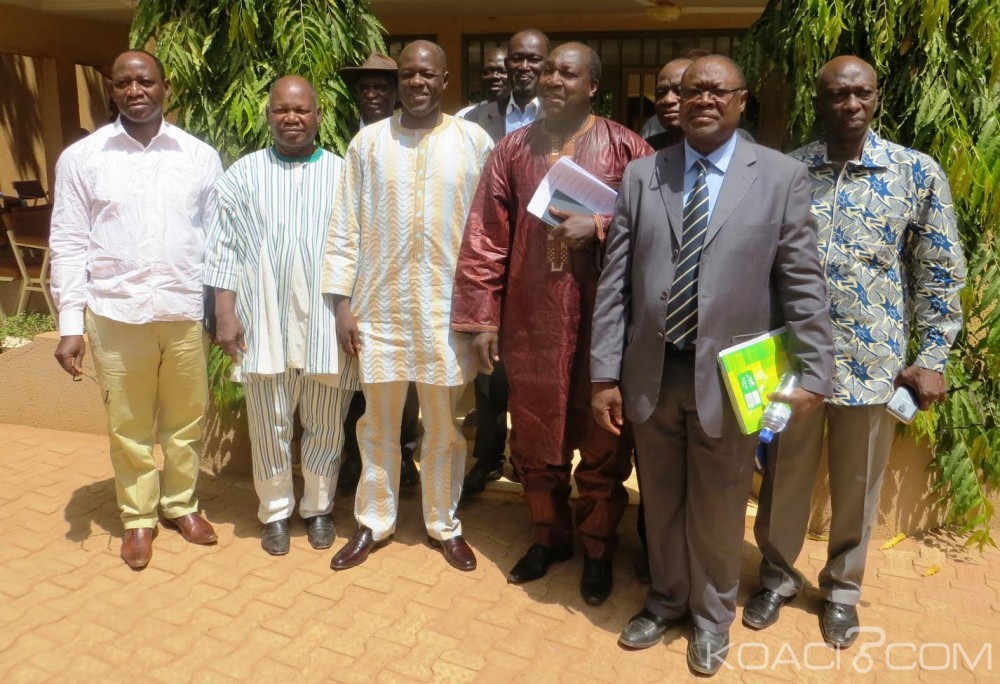 Burkina Faso: L'opposition accuse le pouvoir de vouloir «museler les syndicats et de persécuter les opposants»