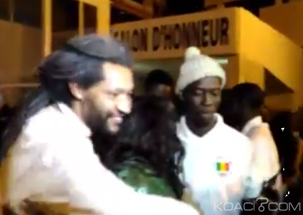 Sénégal: Étalon d'or de Yennenga du Fespaco, Alain Gomis accueilli en héros à  Dakar