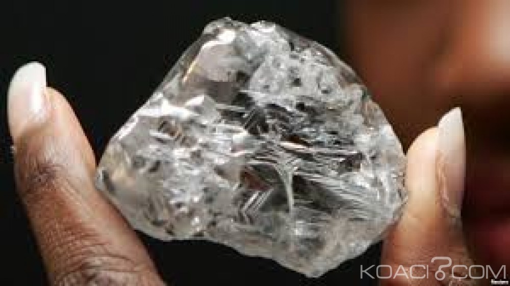 Sierra Léone: Un pasteur découvre un diamant de 706 carats dans l'est