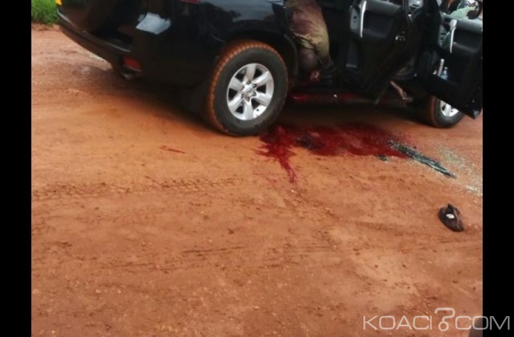 Ouganda: Le porte parole de la police criblé de balles par des hommes à  moto