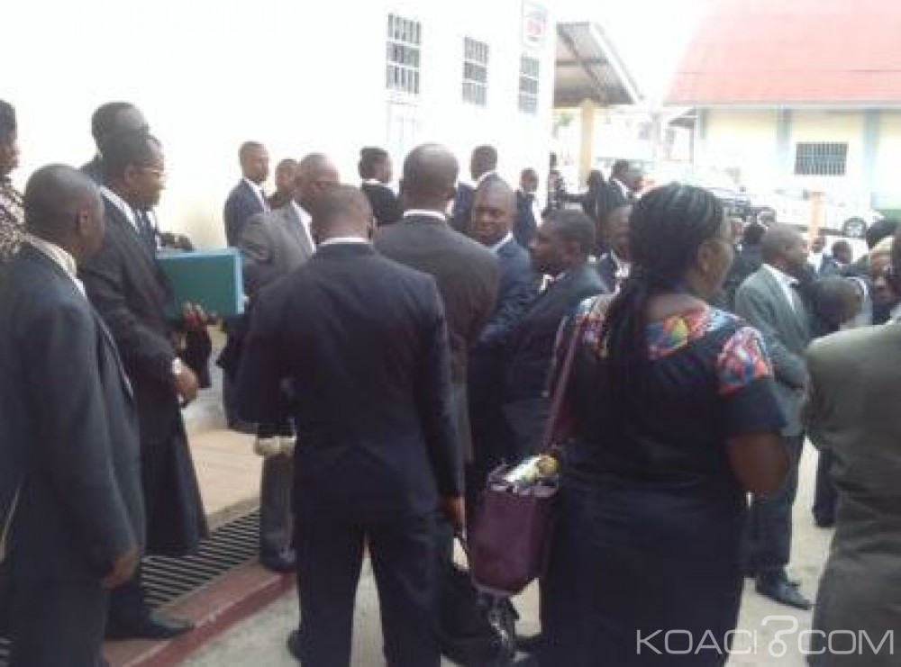 Cameroun: Tribunal militaire, nouveau report du procès des leaders anglophones