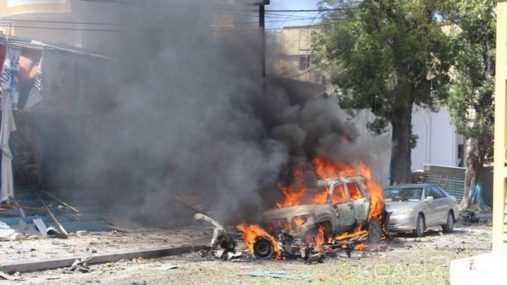 Somalie:  Explosion d'une  voiture piégée près d'un  ministère  à  Mogadiscio, 7 morts et 10 blessés