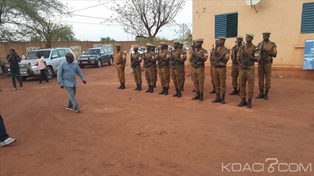 Burkina Faso: Le ministre Simon Compaoré encourage les forces de défense et de sécurité dans le Nord